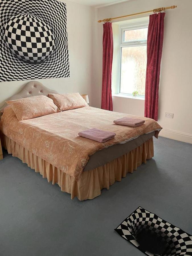 Bed and Breakfast The Blue Moon à Blackpool Extérieur photo