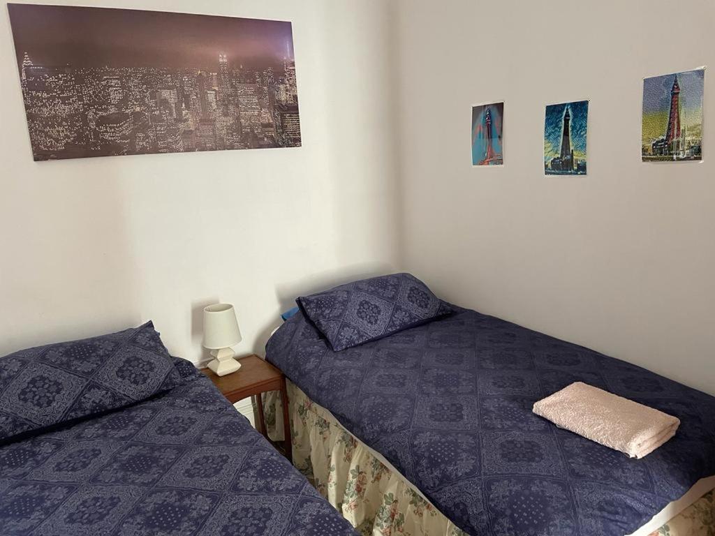 Bed and Breakfast The Blue Moon à Blackpool Extérieur photo
