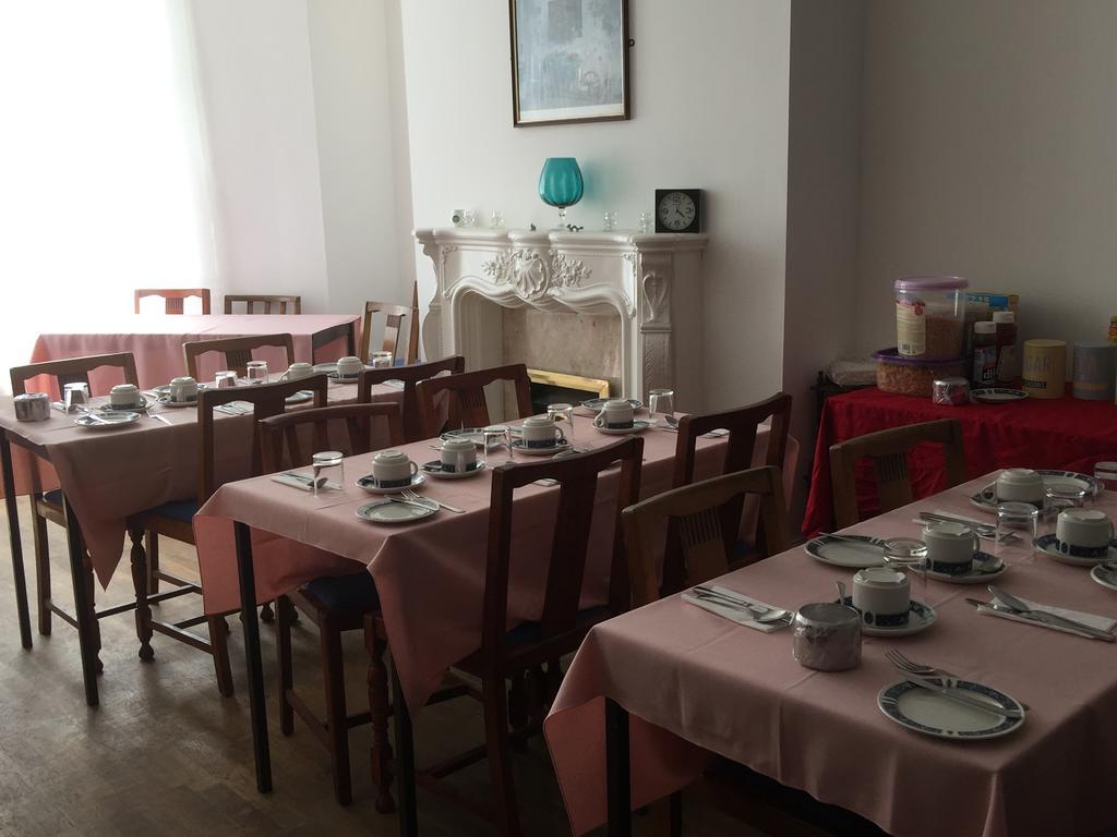 Bed and Breakfast The Blue Moon à Blackpool Extérieur photo